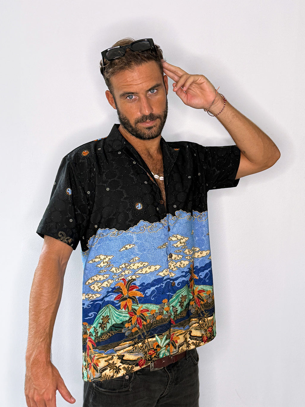 Batik Shirt Short Sleeve - Blue Beach Model