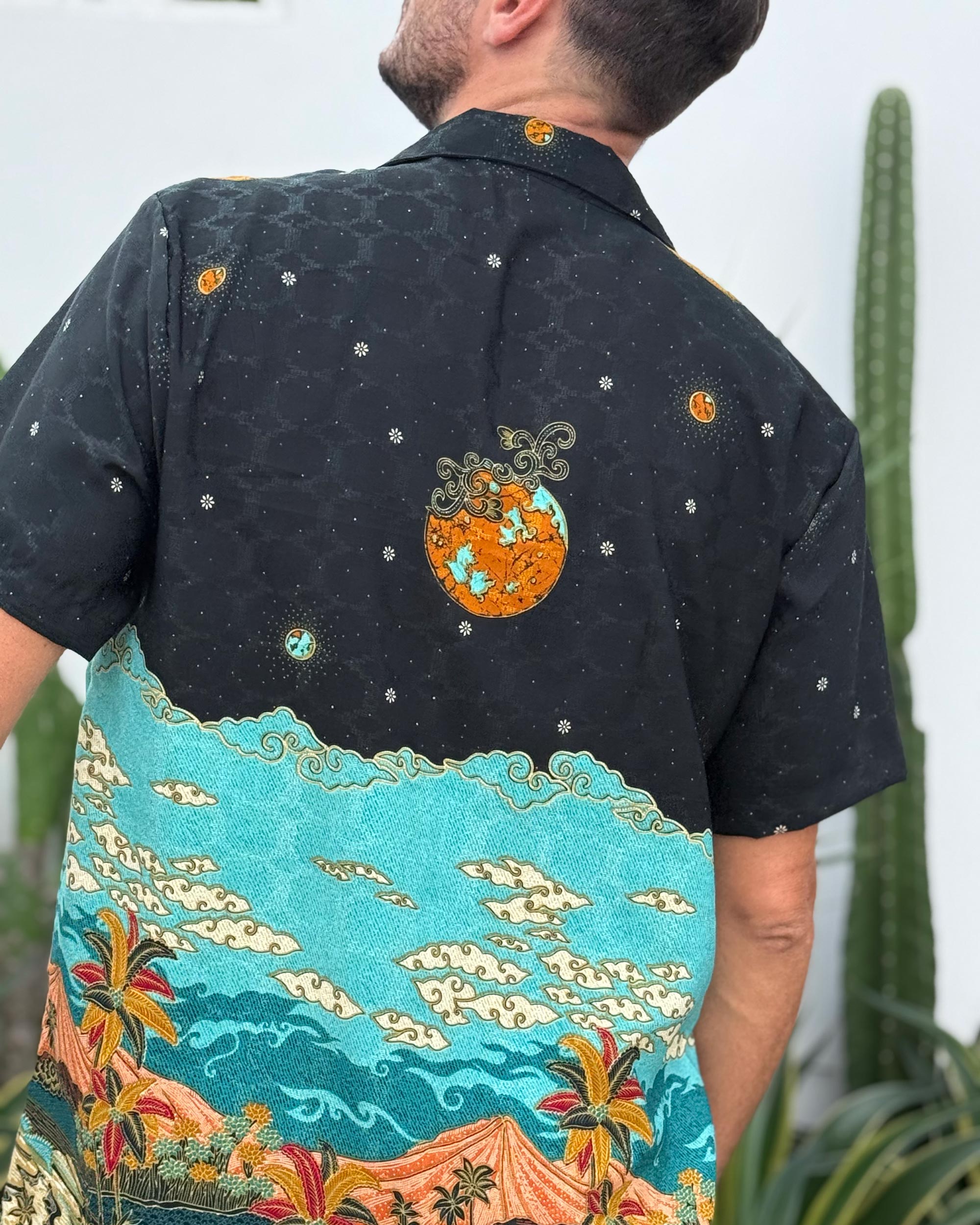 Batik Shirt Short Sleeve - Green Beach Model